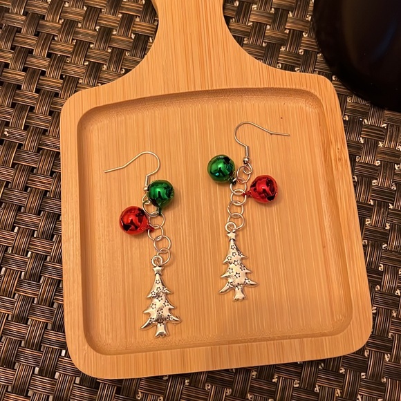 Christmas Bells and Trees Pair of Earrings and Bracelet - Picture 3 of 8